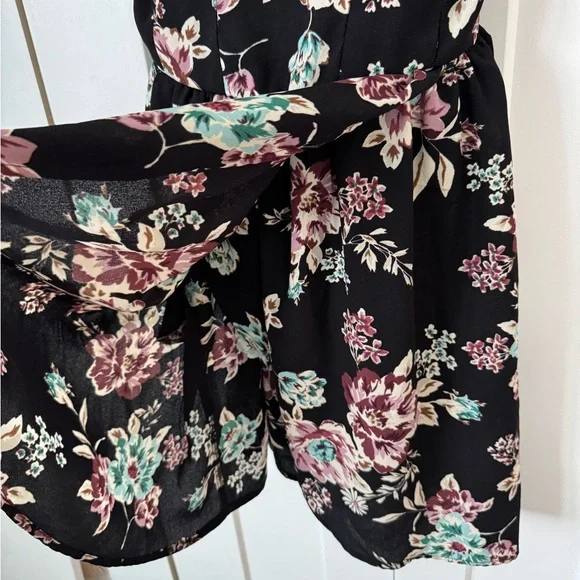 Band of Gypsies Black Floral Dress, XS - Picture 4 of 5